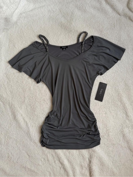 Rhapsody Tops - NWT Early 2000s Rhapsody grunge off the shoulder top